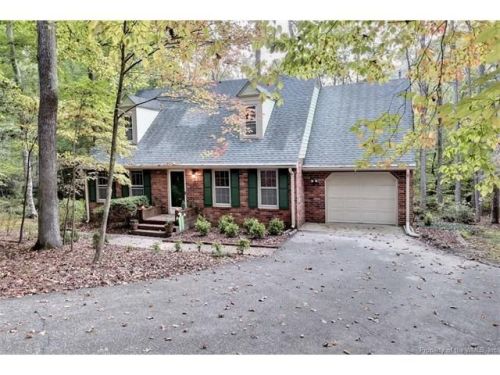 106 Edgewood Ln, Williamsburg, VA