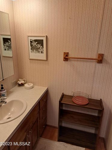 5518 Box R St, Tucson AZ  85713-6328 exterior