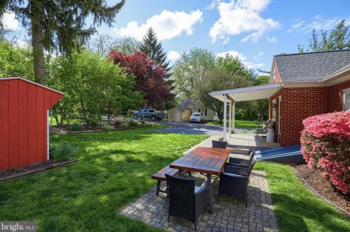 106 Roselle Ave, Lancaster PA  17603-6672 exterior