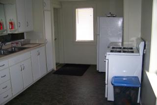 1329 Middlebury St, Elkhart IN  46516-4730 exterior