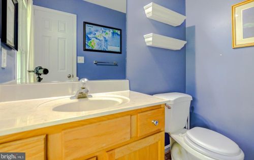 13786 Milltown Rd, Lovettsville VA  20180-3517 exterior