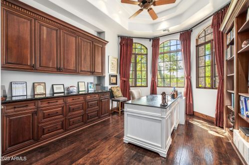 6024 Sunnyside Dr, Scottsdale AZ 85260-5724 exterior