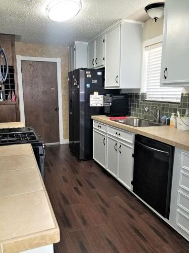 354 Amherst Dr, West Columbia, TX 77486-9602