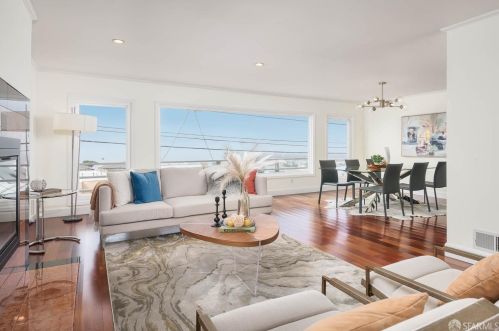 223 Palisades Dr, Daly City, CA 94015-4520