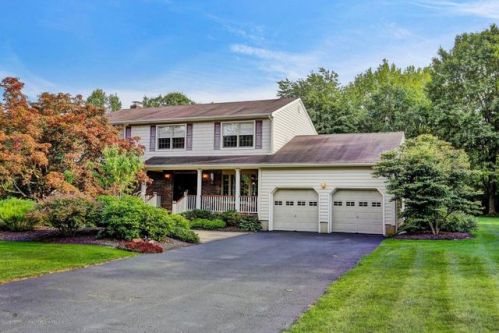 32 Quail Ln, East Freehold, NJ 07728-8088