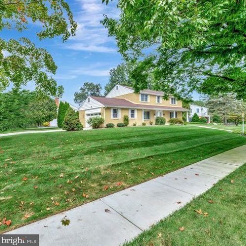 701 Bristol Rd, Wilmington, DE 19803-2223