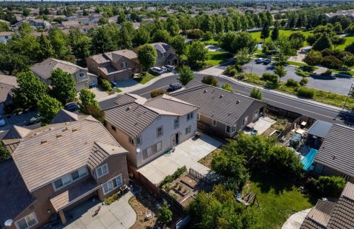 10040 Wild Orchid Way, Elk Grove CA  95757-4345 exterior