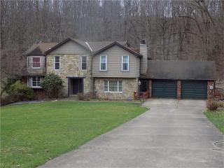 514 Altman Hill Rd, Vandergrift PA  15690-6090 exterior