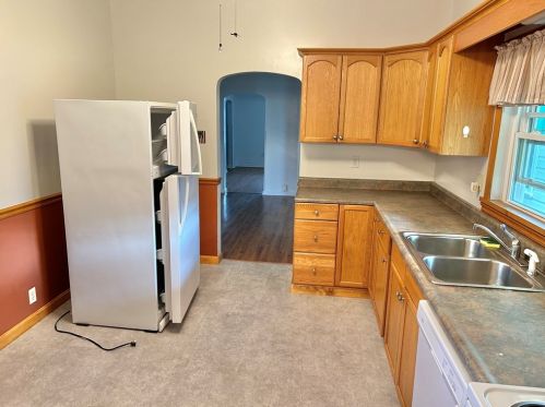 159 Smith St, Canonsburg, PA 15317-1737