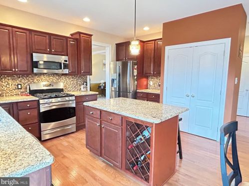 2120 Hudnut Rd, Collegeville PA  19473-2022 exterior
