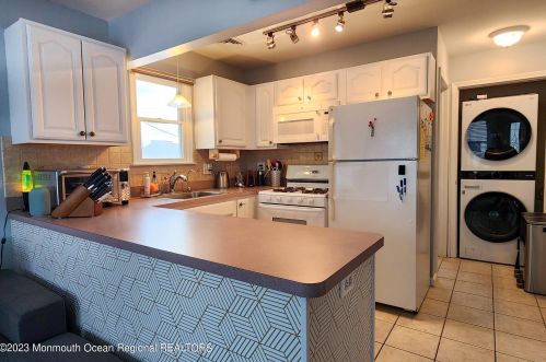 14 Bay Way, Lavallette NJ  08735-1905 exterior
