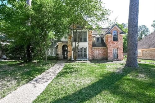 2807 Four Pines Dr, Humble TX  77345-1304 exterior