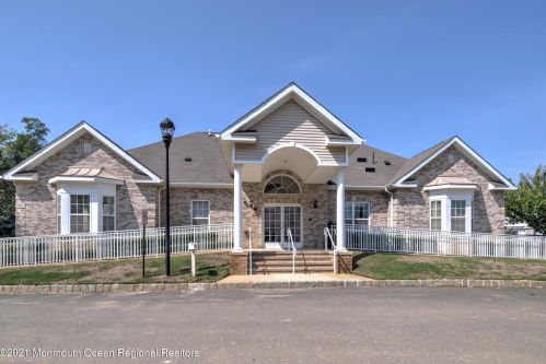 109 Magna Carta Dr, Morganville NJ  07751-5202 exterior