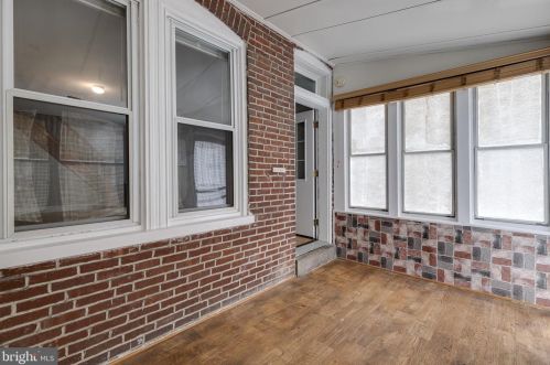 1415 Hewes Ave, Boothwyn, PA 19061-4102