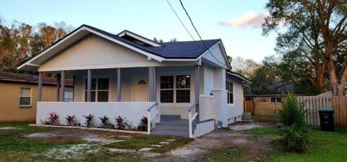 5261 3rd St, Orlando, FL 32810-5205