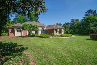 8812 Winged Foot Dr, Tallahassee, FL 32312-4039