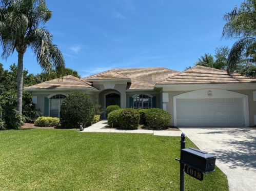 1018 Woodfield Cir, West Palm Beach, FL 33418-4518