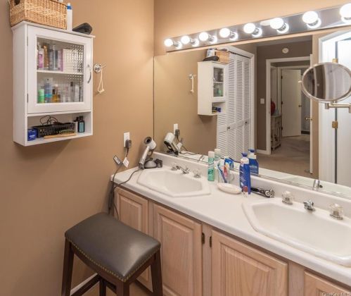 135 Swan Ct, Poughkeepsie NY  12603-6971 exterior