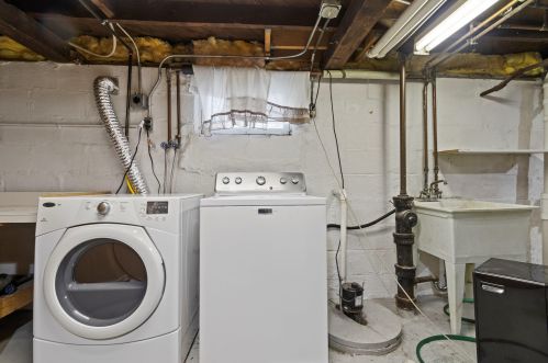 4211 97, Milwaukee WI 53228-2111 exterior