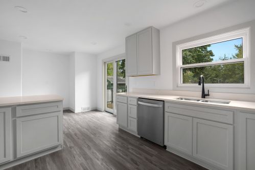 1739 Bainbridge St, La Crosse WI  54603-1462 exterior
