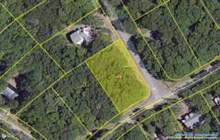 281 Upper Independence Dr, Lackawaxen, PA 18435-7828