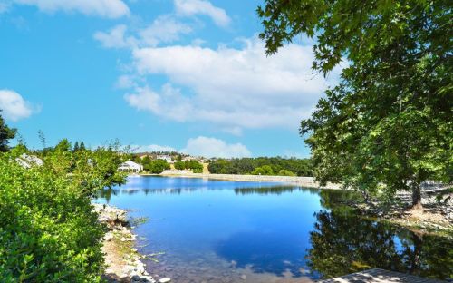 3116 Collingswood Dr, Folsom CA  95762-6214 exterior