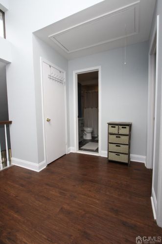 42 Front Ct, Old Bridge NJ  08857-1943 exterior