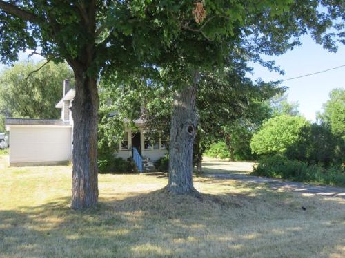 1912 State Route 95, Bombay, NY 12914-2212