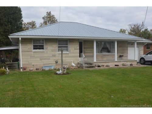 208 Cindy Ln, Crothersville, IN 47229-1102