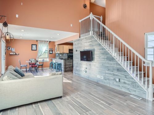 6064 Yakima St, Denver CO  80015-6654 exterior