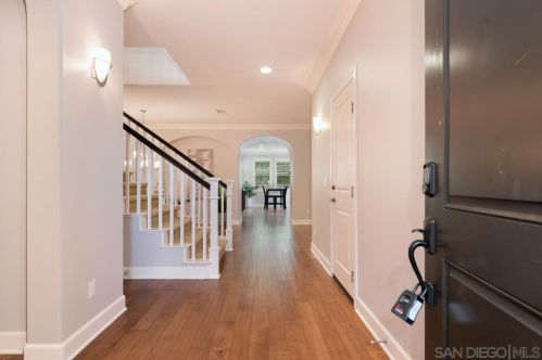 6389 Quail Run St, San Diego, CA 92130-5746