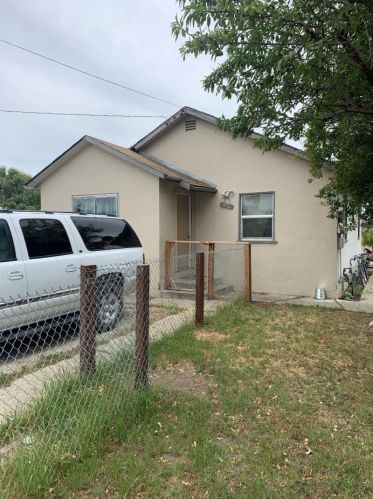 860 Chappell Rd, Hollister, CA 95023-2812