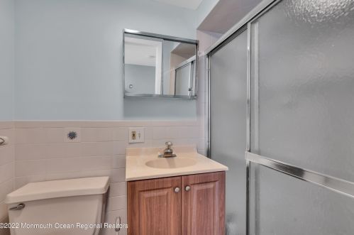 1019 Bowsprit Pt, Lacey Township NJ  08734-2706 exterior