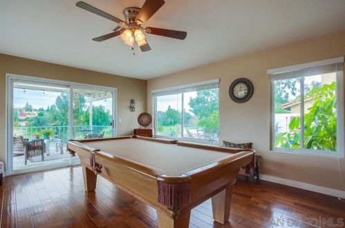 17504 Bernardo Oaks Dr, San Diego CA 92128-2109 exterior