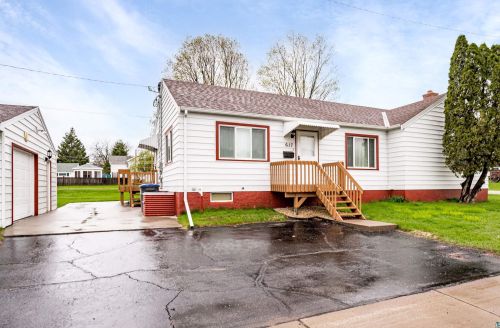 617 2nd Ave, Duluth, MN 55810-2639