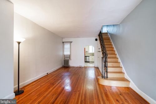 2138 Dorrance St, Philadelphia, PA 19145-3711