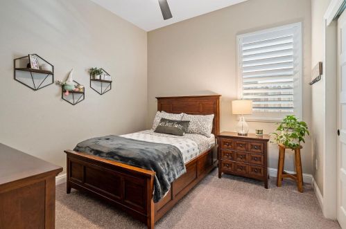 1219 Sephos St, Manteca CA  95337 exterior