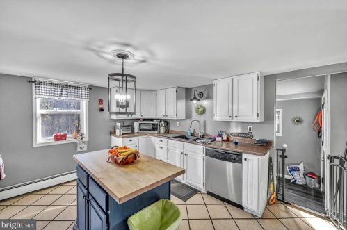 594 Valley Rd, Primrose PA  17901-8852 exterior