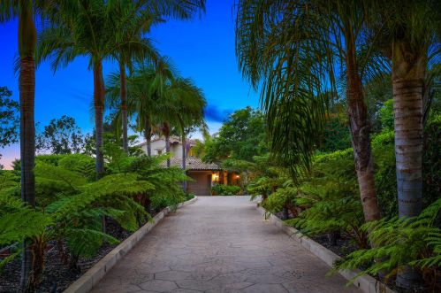 1039 Cima Linda Ln, Santa Barbara, CA 93108-1818