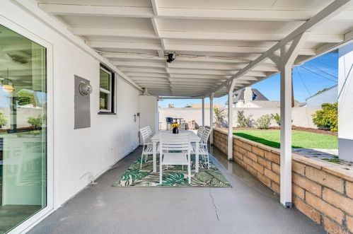 18422 Falda Ave, Torrance CA  90504-5018 exterior