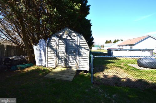 688 Quaker Hl Rd, Magnolia DE  19962-2201 exterior