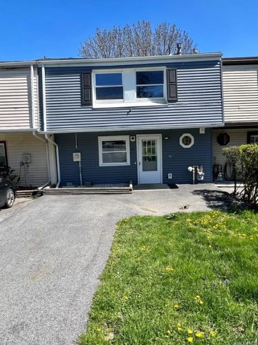 11 Silo Ln, Middletown NY  10940-2603 exterior