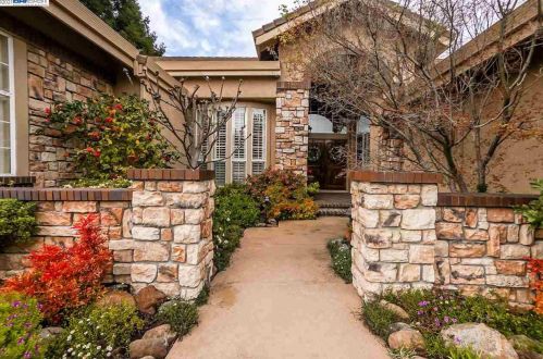 135 Alta Vista Way, Danville, CA 94506-4658