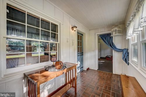 1497 Sweetbriar Ln, Lansdale PA 19446-3240 exterior