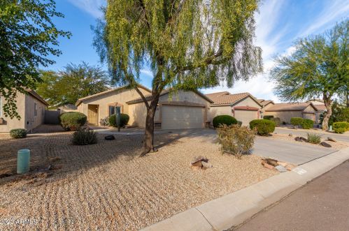 2716 Bagdad Rd, San Tan Valley, AZ 85143-4523