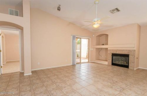 518 Tara Danette Dr, Tucson AZ  85704-4683 exterior