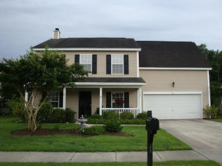 529 Beverly Dr, Summerville, SC 29485-8175
