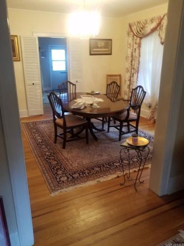 195 Hillcrest Rd, Mount Vernon NY  10552-1524 exterior