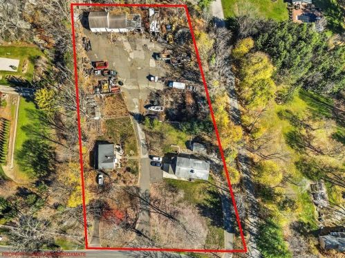 93 Old Hawleyville Rd, Bethel CT  06801-3040 exterior