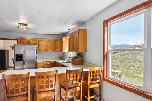 72 1st St, Northumberland NH  03582-4168 exterior